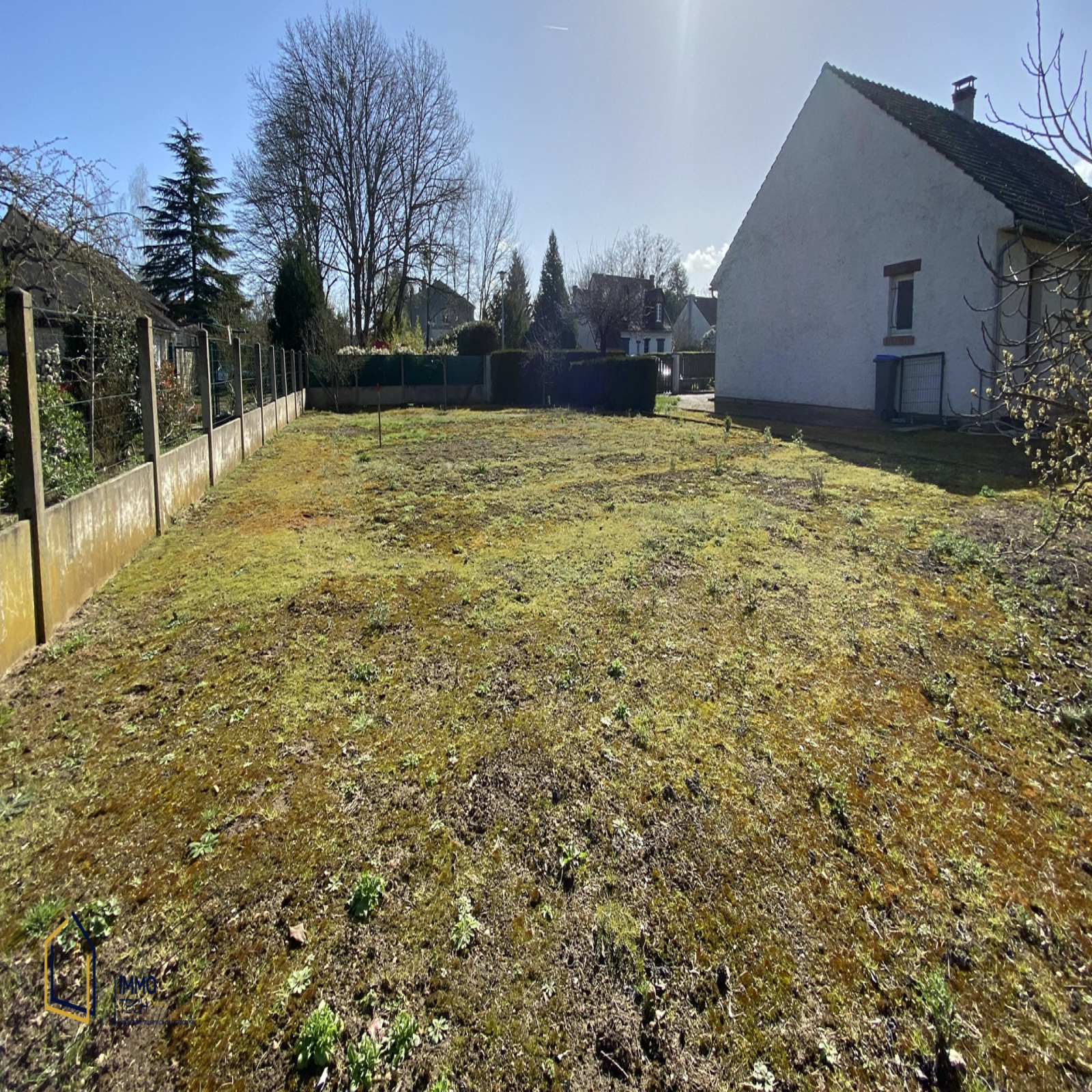 Prix Au M2 Terrain Non Constructible vente Olivet - Terrain constructible de 398 m2 en zone non inondable.